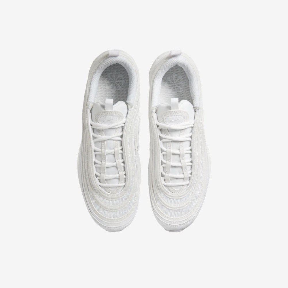 Nike Air Max Women’s size 8!
